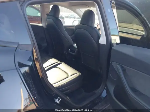 7SAYGAEE5RF010341 2024 TESLA MODEL Y - Image 8