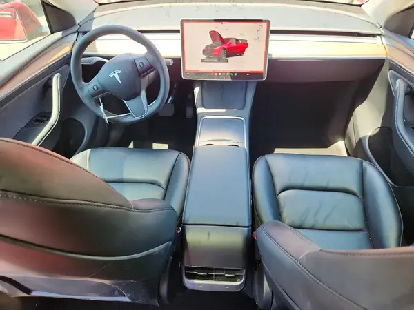 7SAYGAEE5RF015930 2024 TESLA MODEL Y - Image 8