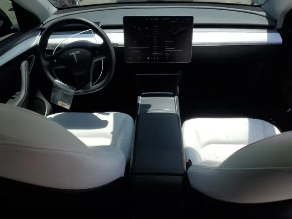 7SAYGAEE5RF066053 2024 TESLA MODEL Y - Image 8
