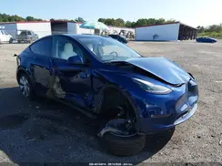 7SAYGAEE5RF066067 2024 TESLA MODEL Y