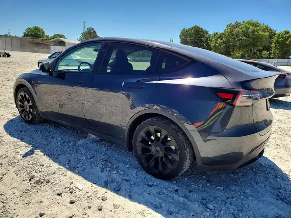 7SAYGAEE5RF083418 2024 TESLA MODEL Y - Image 2