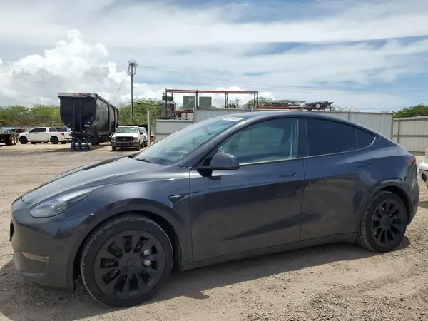 7SAYGAEE5RF088151 2024 TESLA MODEL Y - Image 1