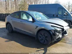 7SAYGAEE5RF122086 2024 TESLA MODEL Y