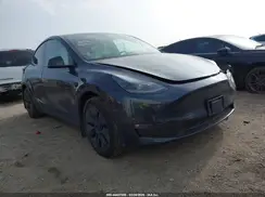 7SAYGAEE5RF124565 2024 TESLA MODEL Y