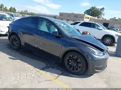7SAYGAEE5RF127823 2024 TESLA MODEL Y