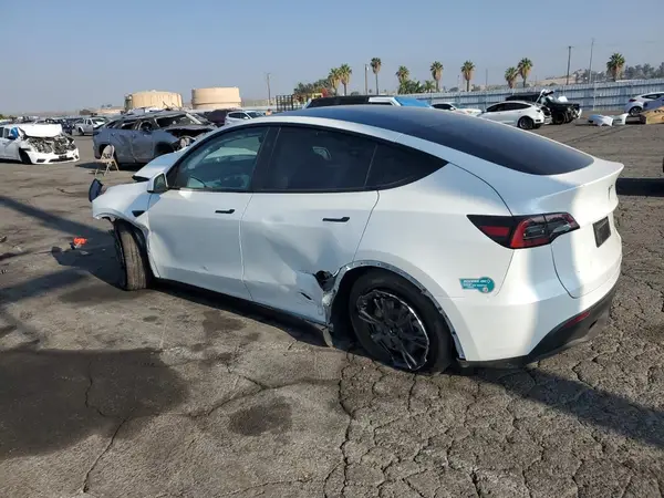 7SAYGAEE5RF163284 2024 TESLA MODEL Y - Image 2
