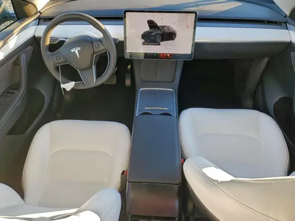 7SAYGAEE5RF163821 2024 TESLA MODEL Y - Image 8