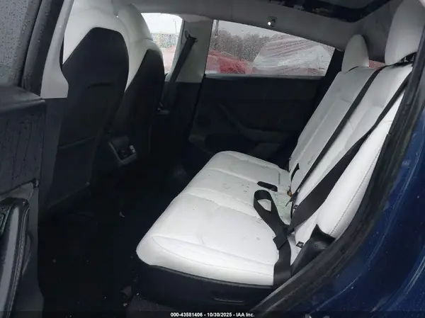 7SAYGAEE5RF200351 2024 TESLA MODEL Y - Image 8