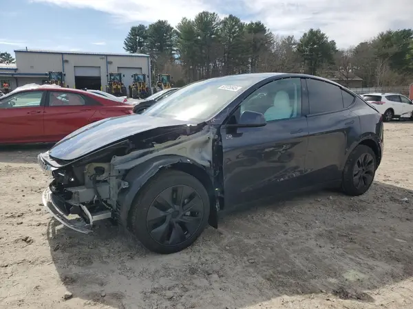 7SAYGAEE5RF214010 2024 TESLA MODEL Y - Image 1
