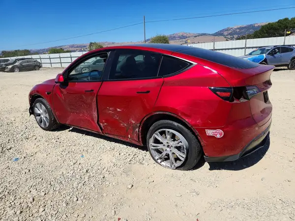 7SAYGAEE5RF981338 2024 TESLA MODEL Y - Image 2