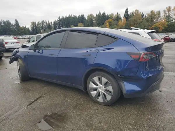 7SAYGAEE5RF995126 2024 TESLA MODEL Y - Image 2