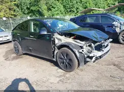 7SAYGAEE5SF250799 2025 TESLA MODEL Y