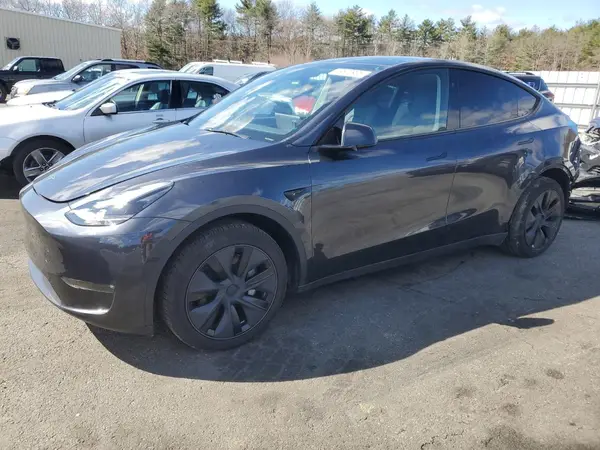7SAYGAEE5SF263374 2025 TESLA MODEL Y - Image 1