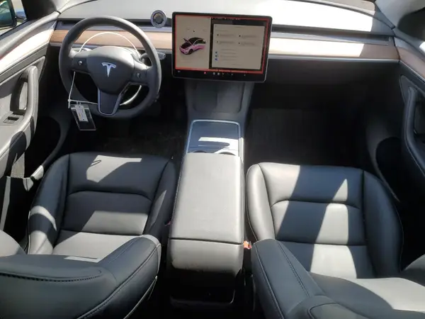 7SAYGAEE5SF263374 2025 TESLA MODEL Y - Image 8