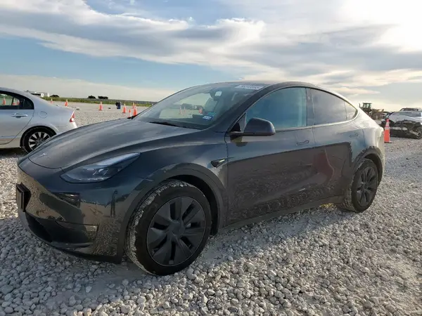 7SAYGAEE5SF287996 2025 TESLA MODEL Y - Image 1