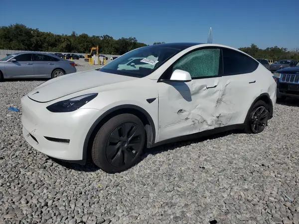 7SAYGAEE5SF289828 2025 TESLA MODEL Y - Image 1