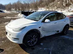 7SAYGAEE6NF329144 2022 TESLA MODEL Y
