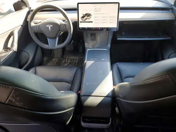 7SAYGAEE6NF329144 2022 TESLA MODEL Y - Image 8