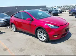 7SAYGAEE6NF364380 2022 TESLA MODEL Y