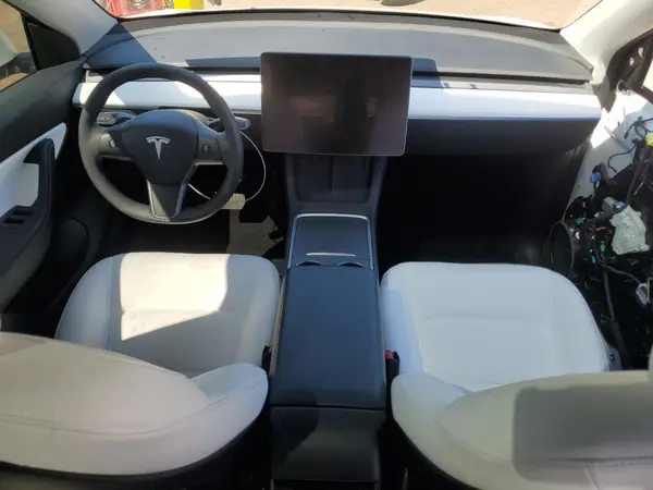 7SAYGAEE6NF429082 2022 TESLA MODEL Y - Image 8