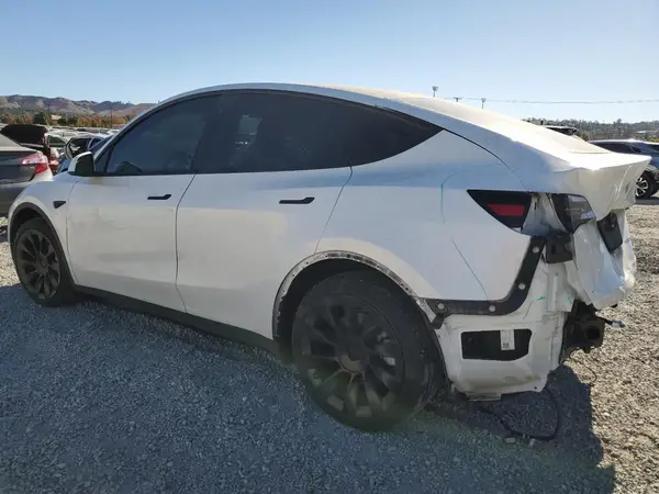 7SAYGAEE6NF456296 2022 TESLA MODEL Y - Image 2