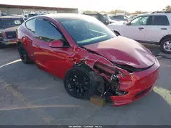 7SAYGAEE6NF457237 2022 TESLA MODEL Y