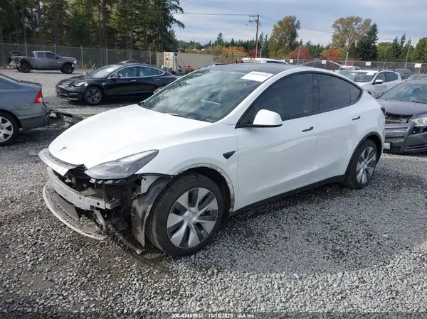 7SAYGAEE6NF516268 2022 TESLA MODEL Y - Image 2