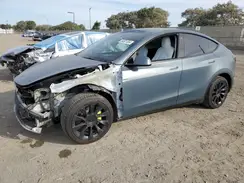 7SAYGAEE6NF538478 2022 TESLA MODEL Y