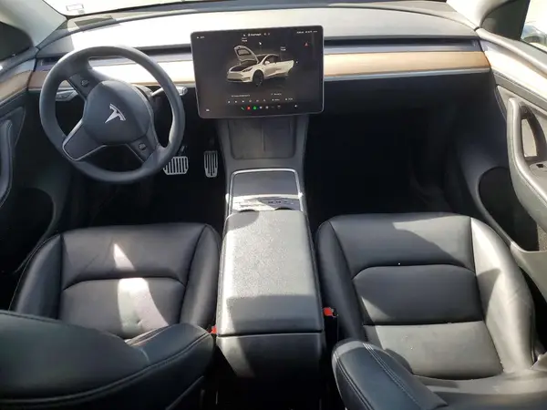 7SAYGAEE6NF558925 2022 TESLA MODEL Y - Image 8