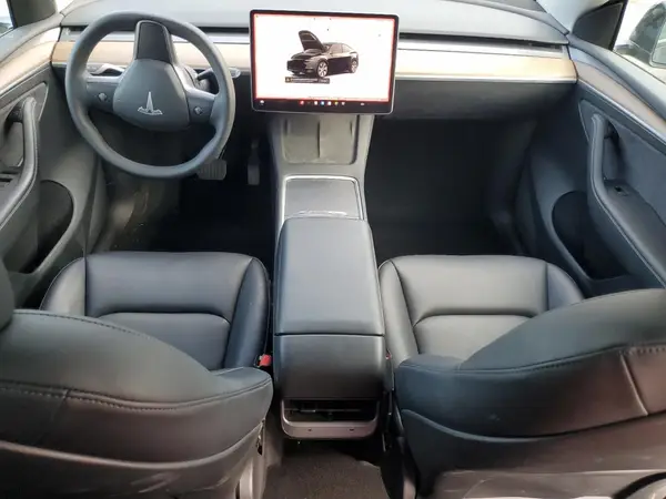 7SAYGAEE6NF574381 2022 TESLA MODEL Y - Image 8