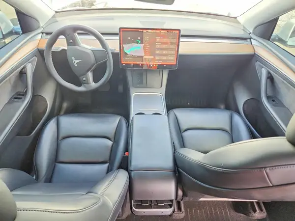 7SAYGAEE6PF587201 2023 TESLA MODEL Y - Image 8