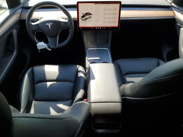 7SAYGAEE6PF598621 2023 TESLA MODEL Y - Image 8