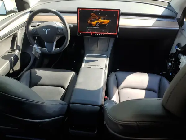 7SAYGAEE6PF601422 2023 TESLA MODEL Y - Image 8