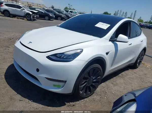 7SAYGAEE6PF610721 2023 TESLA MODEL Y - Image 2