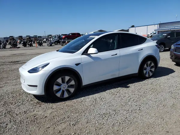 7SAYGAEE6PF614509 2023 TESLA MODEL Y - Image 1