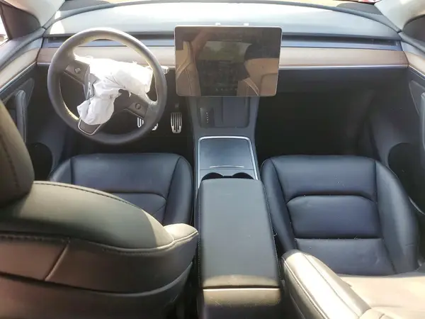 7SAYGAEE6PF629298 2023 TESLA MODEL Y - Image 8
