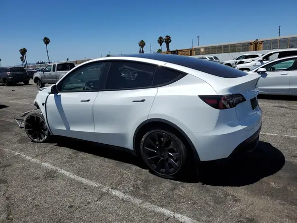 7SAYGAEE6PF630841 2023 TESLA MODEL Y - Image 2