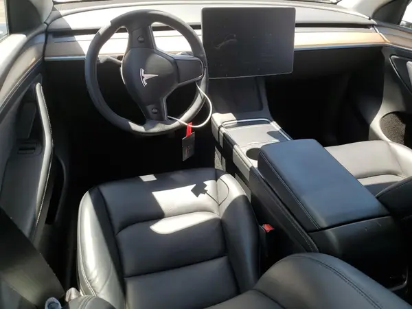 7SAYGAEE6PF630841 2023 TESLA MODEL Y - Image 8