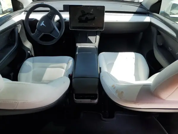 7SAYGAEE6PF641953 2023 TESLA MODEL Y - Image 8