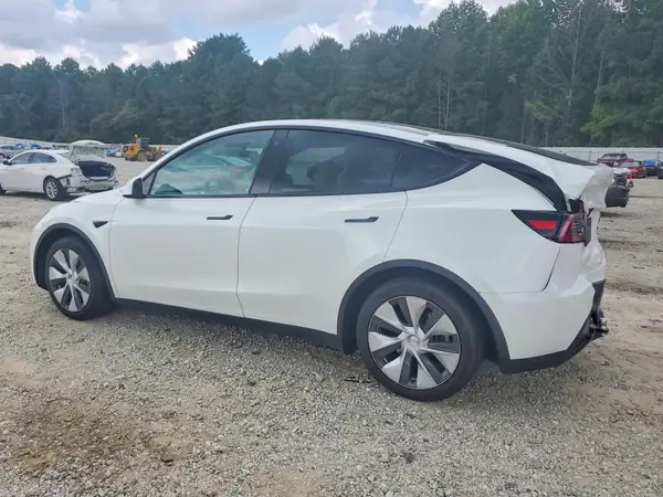 7SAYGAEE6PF643492 2023 TESLA MODEL Y - Image 2