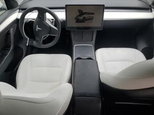 7SAYGAEE6PF644738 2023 TESLA MODEL Y - Image 8