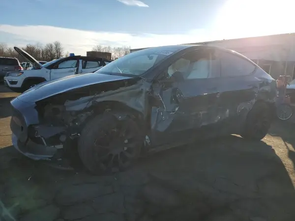 7SAYGAEE6PF645646 2023 TESLA MODEL Y - Image 1