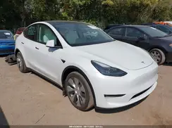 7SAYGAEE6PF661250 2023 TESLA MODEL Y