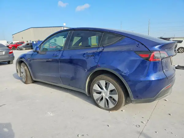 7SAYGAEE6PF669008 2023 TESLA MODEL Y - Image 2