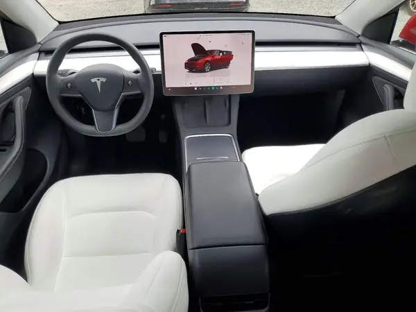 7SAYGAEE6PF740014 2023 TESLA MODEL Y - Image 8