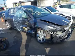 7SAYGAEE6PF743446 2023 TESLA MODEL Y