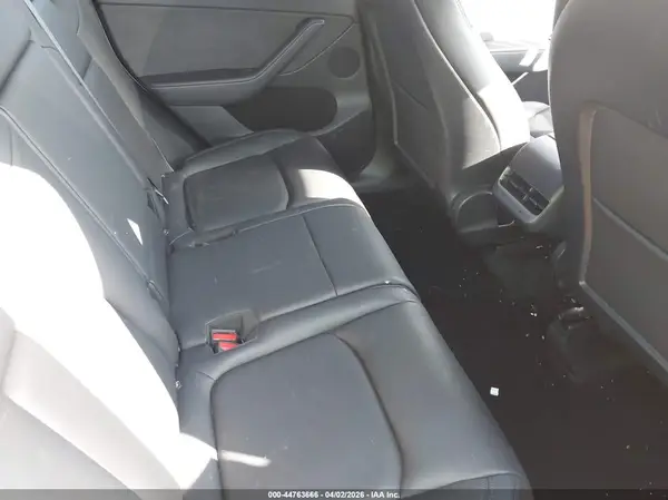 7SAYGAEE6PF758870 2023 TESLA MODEL Y - Image 8