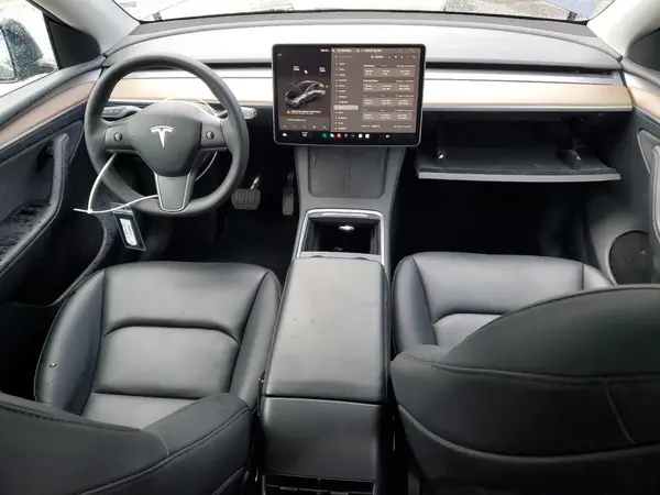 7SAYGAEE6PF761719 2023 TESLA MODEL Y - Image 8