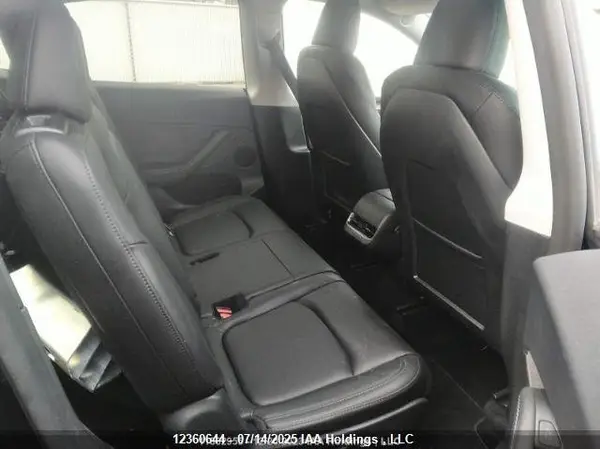 7SAYGAEE6PF765236 2023 TESLA MODEL Y - Image 8