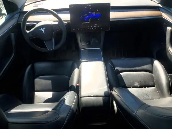 7SAYGAEE6PF782389 2023 TESLA MODEL Y - Image 8